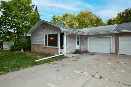 10750 Berglund Avenue, Chisago City, MN, 55013 | Card Image