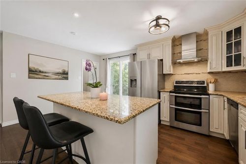 369 W Acres Dr, Guelph, ON, N1H7B3 | Card Image