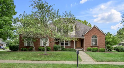 220 Locust Grove Way, Versailles, KY, 40383-8806 | Card Image