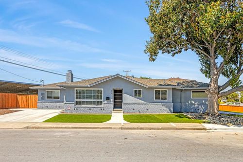 666 Fairlane Ave, Santa Clara, CA, 95051-5616 | Card Image