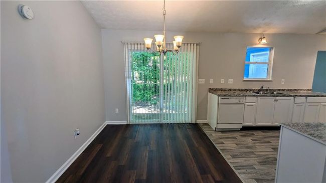 685 Greenhedge Dr, House other with 3 bedrooms, 2 bathrooms and null parking in Stone Mountain GA | Image 5