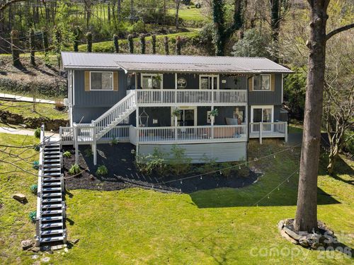 228 White Oak Rd, Waynesville, NC, 28785-6485 | Card Image