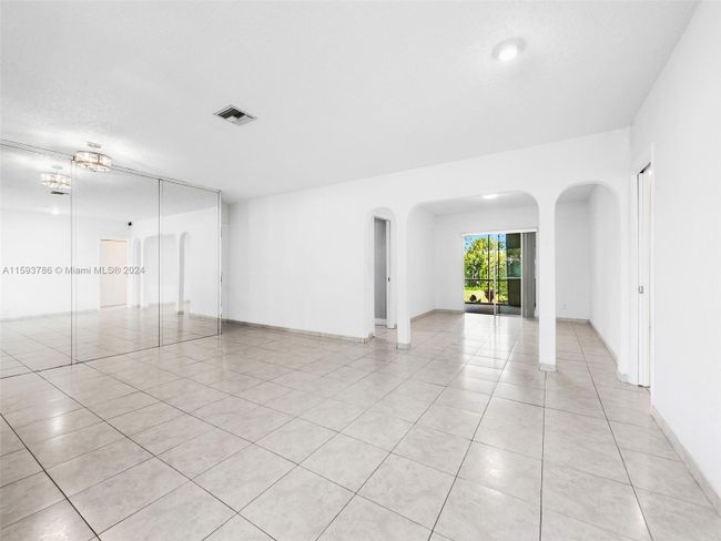 5501 Garfield St, House other with 3 bedrooms, 2 bathrooms and null parking in Hollywood FL | Image 5