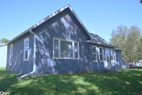 912 Laurel St, Harlan, IA, 51537-2149 | Card Image