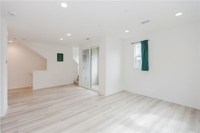 2811 Elderflower St, Townhouse with 3 bedrooms, 3 bathrooms and 2 parking in Spring Valley CA | Image 13