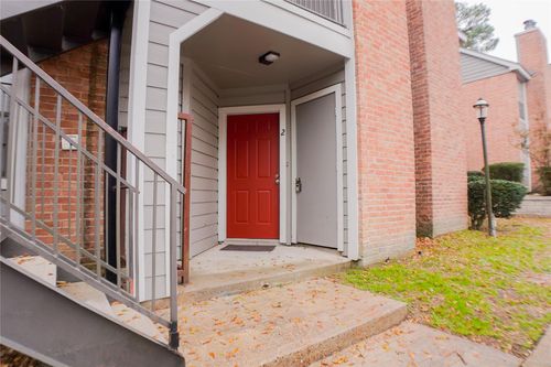 apt-b2-2401 Sycamore Ave, Huntsville, TX, 77340-6105 | Card Image