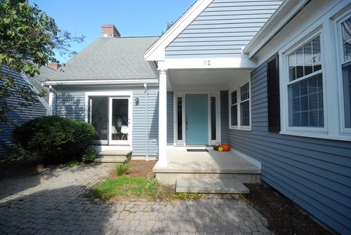 12 Mitchell Grant Way, Bedford, MA, 01730-1200 | Card Image