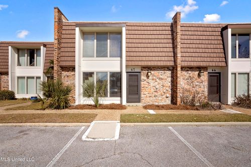 67-527 Front Beach Drive, Ocean Springs, MS, 39564 | Card Image