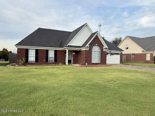 1784 Thomas St, Horn Lake, MS, 38637-3325 | Card Image