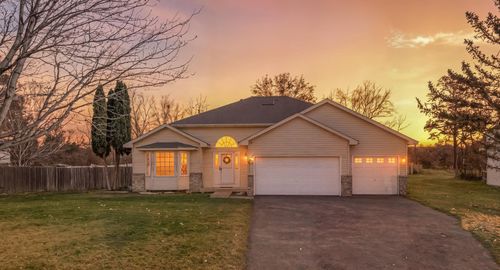 22709 Vintage St Nw, Saint Francis, MN, 55070-8611 | Card Image