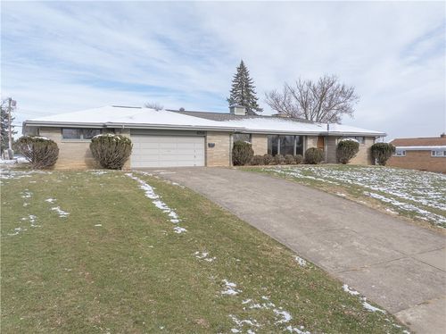 4701 Doverdell Dr, Pittsburgh, PA, 15236-1826 | Card Image