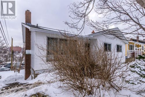 11 Taylor Pl, St. John's, NL, A1A1L4 | Card Image