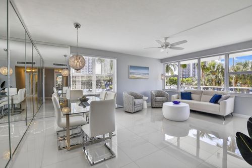 apt-209-3333 Ne 34th St, Fort Lauderdale, FL, 33308-6928 | Card Image