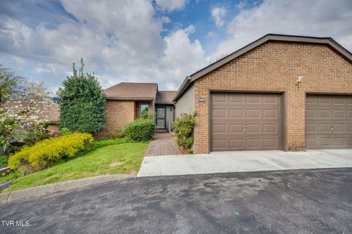 b-405 Manor Dr, Kingsport, TN, 37660-3476 | Card Image
