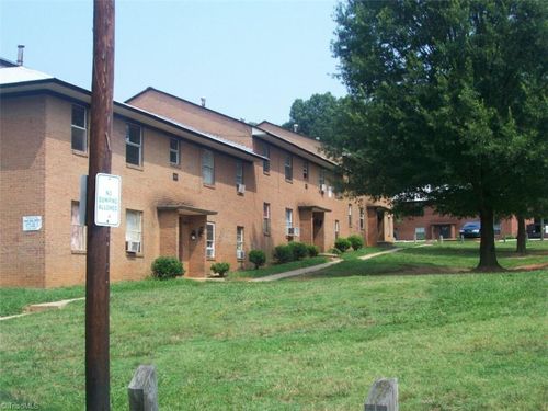 619 W 23rd St, Winston Salem, NC, 27105-5049 | Card Image