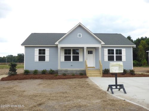 177 E Page St, Teachey, NC, 28464 | Card Image