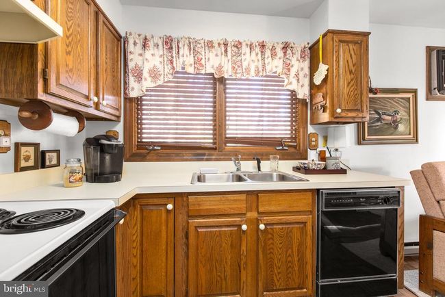 14445 Kings Grant Ln, House other with 3 bedrooms, 3 bathrooms and null parking in DOSWELL VA | Image 93