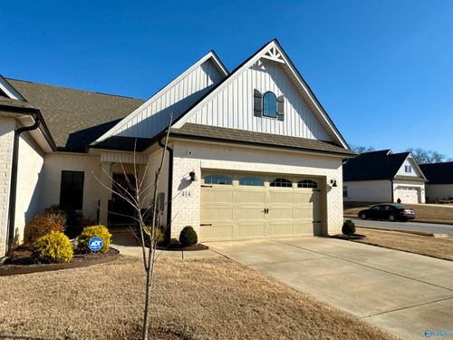 414 Raleigh Elm Dr Sw, Huntsville, AL, 35824-3513 | Card Image