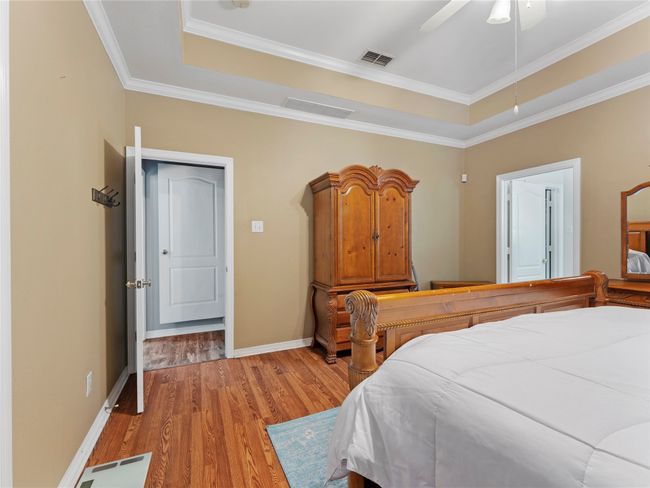 4710 Ashley Cir, House other with 4 bedrooms, 2 bathrooms and null parking in Midlothian TX | Image 14