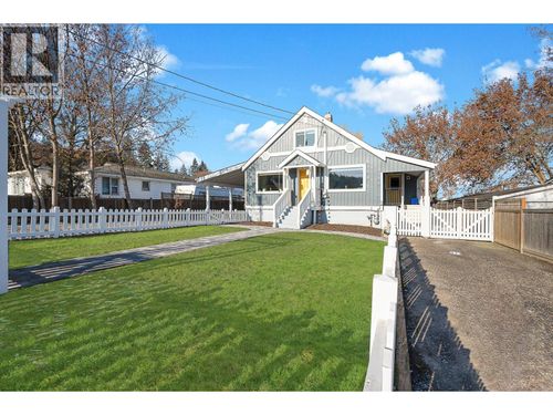 725 Stanley Ave, Enderby, BC, V0E | Card Image