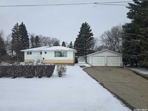904 Alice Street, Grenfell, SK, S0G2B0 | Card Image