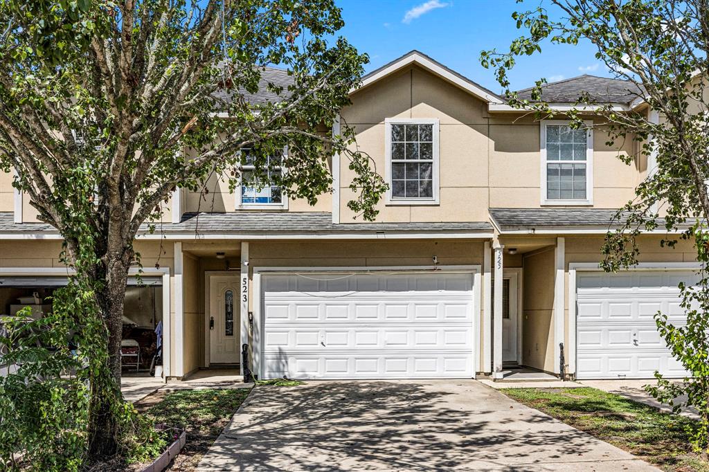 Solomon Ln, Brookshire, TX 77423