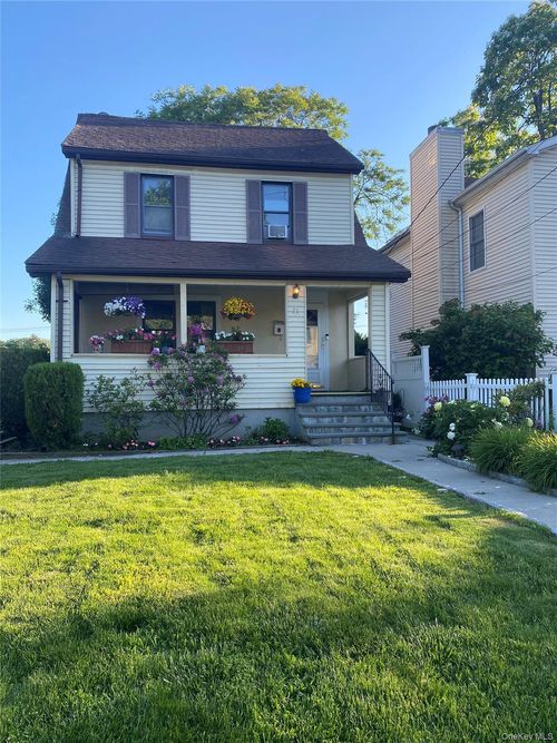 71 Longdale Avenue, Greenburgh, NY, 10607 | Card Image
