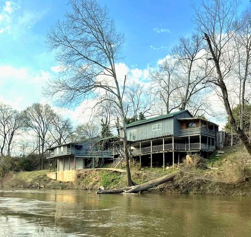 1101 W Jackson St, Shelbyville, TN, 37160-3882 | Card Image