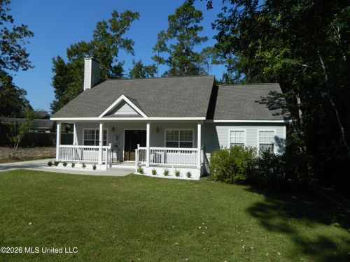84100 Op La Way, Diamondhead, MS, 39525-4065 | Card Image
