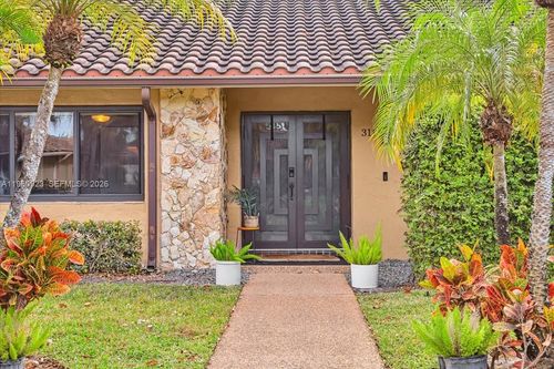 311 Nw 101st Ter, Coral Springs, FL, 33071-6830 | Card Image