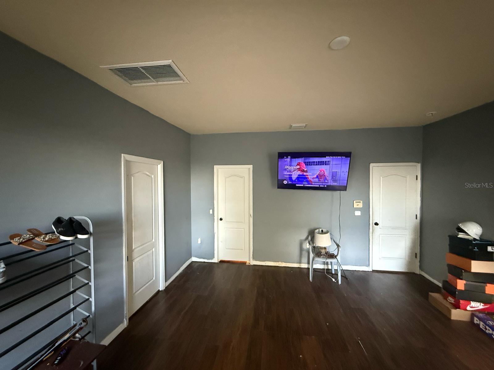 Residential in PLANT CITY 3