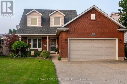 5830 Aspen Crt, Niagara Falls, ON, L2G7V3 | Card Image