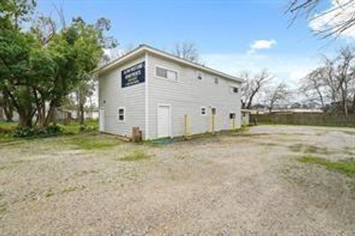2-2002 Mustang Rd, Alvin, TX, 77511-4452 | Card Image