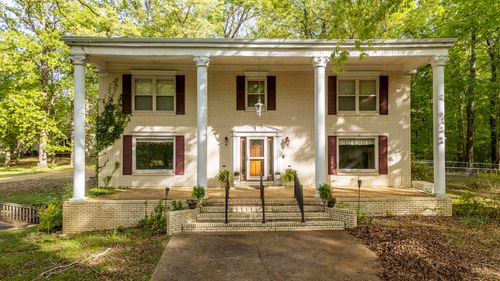 101 Bob St, Selmer, TN, 38375-1901 | Card Image