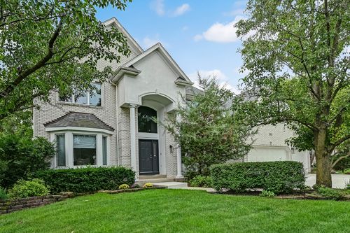 6812 Fieldstone Dr, Burr Ridge, IL, 60527-6967 | Card Image