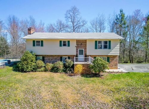 134 Independence Ln, Elizabethton, TN, 37643-7238 | Card Image