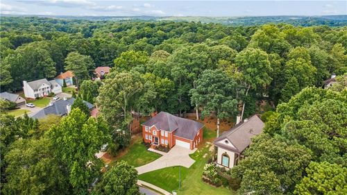 2352 Brittany Ln, Marietta, GA, 30062-5782 | Card Image