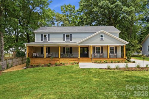 3800 Lovett Cir, Charlotte, NC, 28210-6312 | Card Image