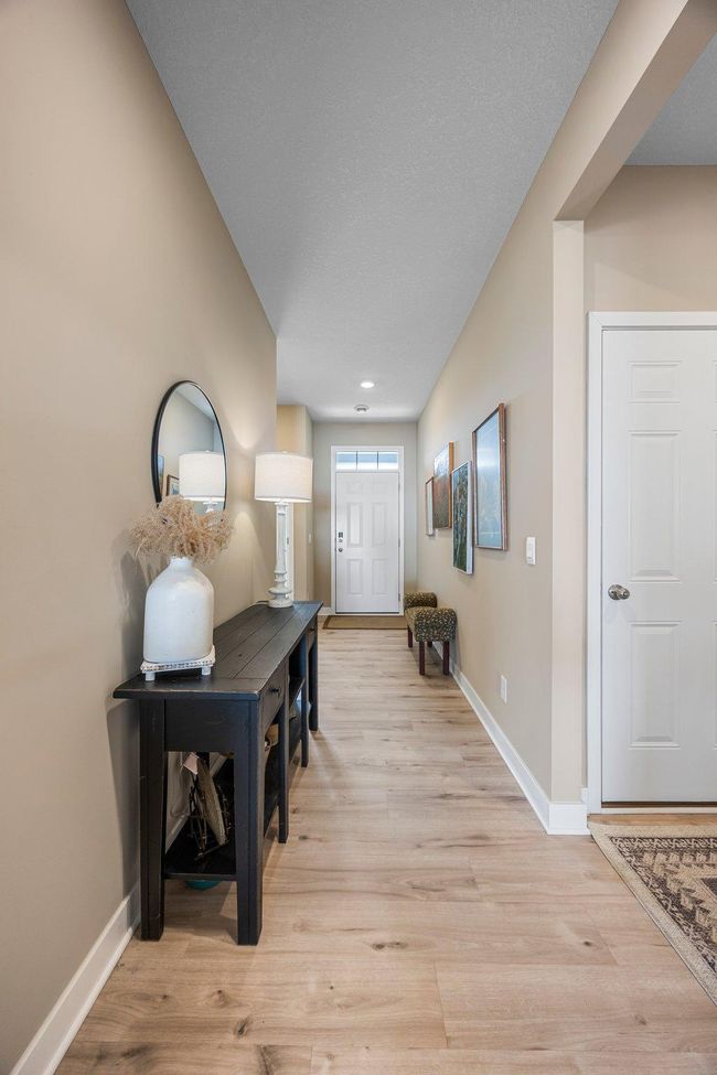 13621 Rosecommon Way, House other with 3 bedrooms, 2 bathrooms and null parking in Rosemount MN | Image 6