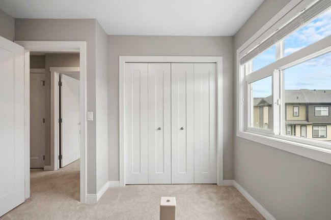 831 85 St Sw, Home with 4 bedrooms, 3 bathrooms and 2 parking in Calgary AB | Image 31