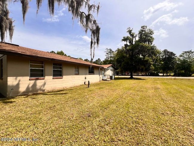 8868 Crystal Springs Road, House other with 2 bedrooms, 1 bathrooms and null parking in Jacksonville FL | Image 5