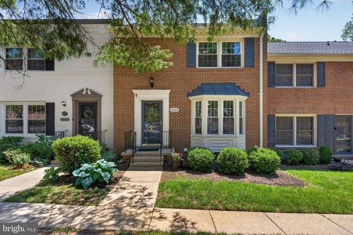 6020 Waterbury Ct, SPRINGFIELD, VA, 22152-1203 | Card Image