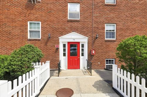 1-74 Springvale Ave, Chelsea, MA, 02150-1134 | Card Image