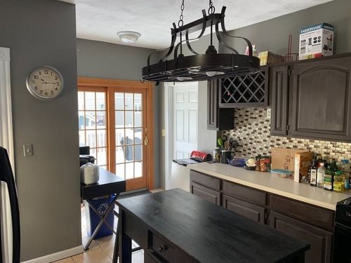 77 Sheridan Ave, Medford, MA, 02155-4042 | Card Image