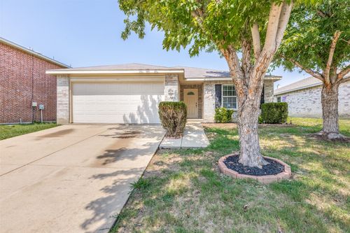 1909 Diamond Lake Trl, Justin, TX, 76247-5742 | Card Image