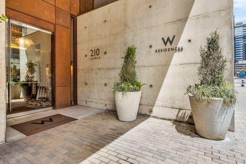 apt-2308-210 Lavaca St, Austin, TX, 78701-4588 | Card Image