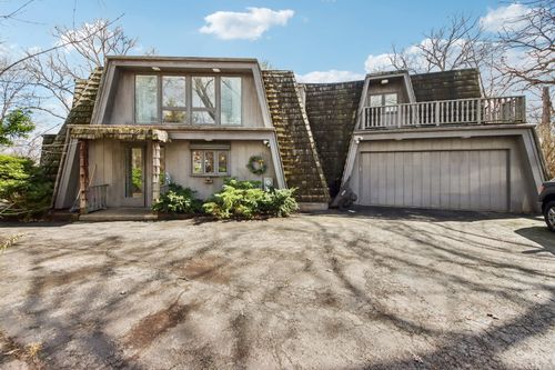 26155 W Laurel Ave, Wauconda, IL, 60084-2323 | Card Image