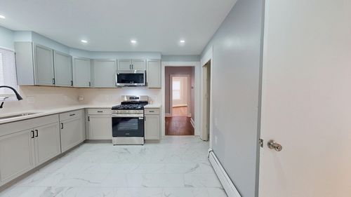 19-17 Dimick St, Somerville, MA, 02143-4348 | Card Image