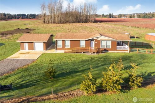 8741 Delta Line Rd, Custer, WA, 98240-9607 | Card Image