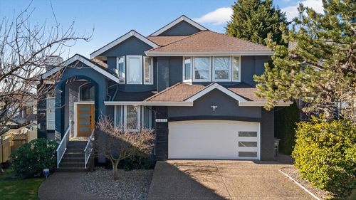 8277 153b St, Surrey, BC, V3S8K6 | Card Image